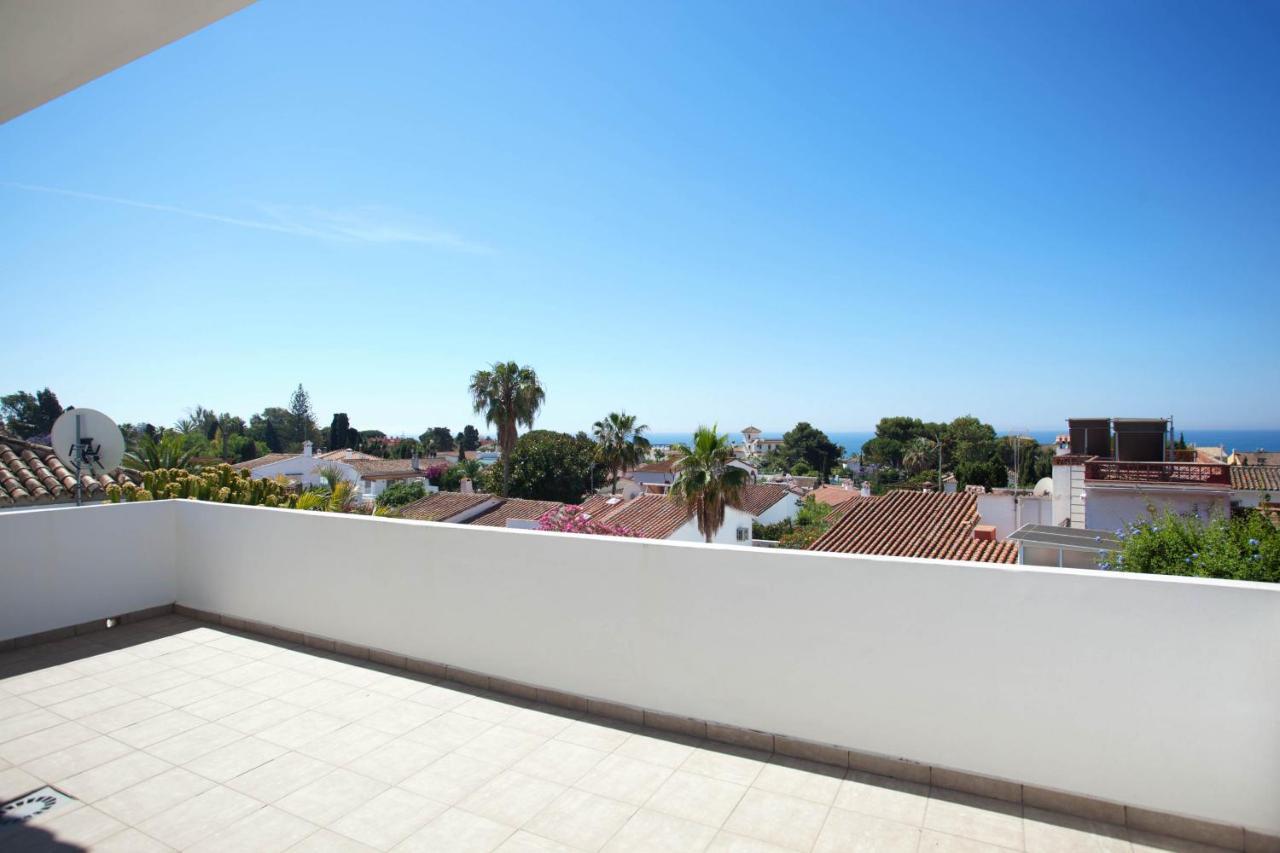 Modern Villa Close To Costabella Beach Marbella Exterior photo